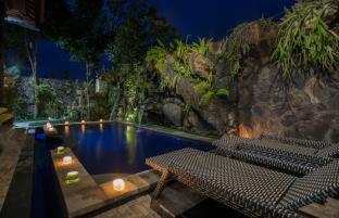 Grand Ashanti Villa - Ubud - 7