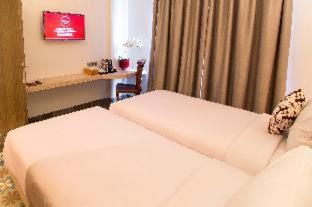 Burza Hotel Yogyakarta - 9