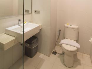 Burza Hotel Yogyakarta - 5