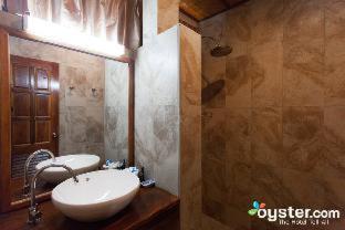 Coral Hotel Bangsaphan - 3