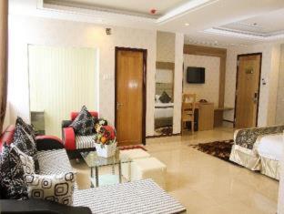 West Hotel - 4