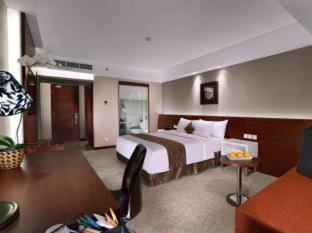 The Alana Yogyakarta Hotel and Convention Center - 2