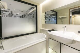The Crystal Hotel Buriram - formerly X2 Vibe Buriram - 5