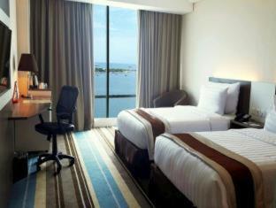 Swiss-Belhotel Makassar - 4
