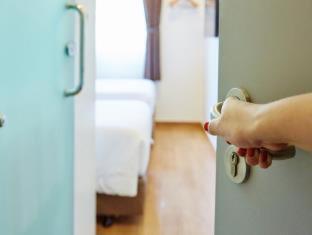 Easy Planet Phuket Patong - 3