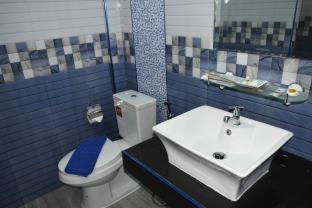 Saint Tropez Resort - 6