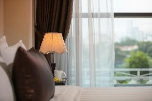 Adonis Hotel - 4