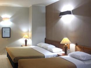 Hotel Winotosastro Garden - 2