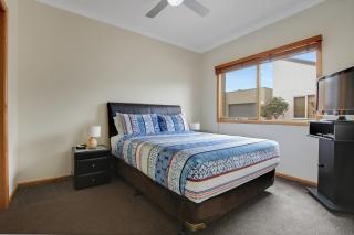 Apartments on Church - Unit 7 - Lakes Entrance - 9