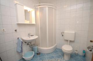 Apartments with parking space Brela, Makarska - 6907 - Brela - 3