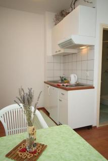 Apartments with parking space Brela, Makarska - 6907 - Brela - 1