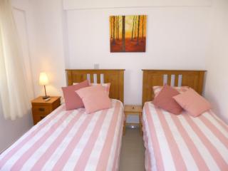 First floor 2 bedroom apartment, large balcony, amazing sea views, communal pool - Peyia - 1