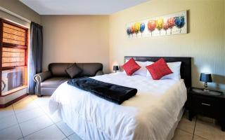 JoziStay @ Savannah Apartments - Little Falls - 7