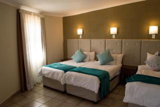 Crystal Rose Lodge & Spa - Krugersdorp - 9