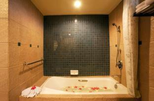 Woraburi Phuket Resort & Spa - SHA Plus - Strand Karon - 5