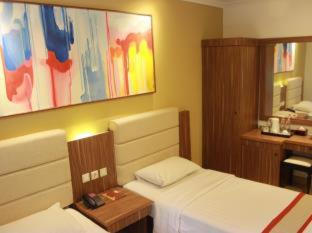 The Grand Palace Hotel Yogyakarta - Yogyakarta - 5