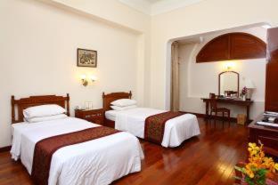 Hotel Continental Saigon - 5