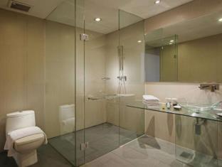 FM7 Resort Hotel - Jakarta Airport - Tangerang - 6