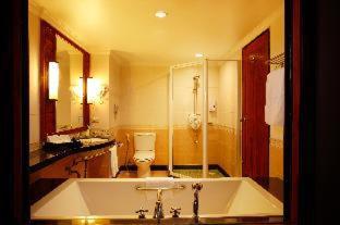 Phuket Graceland Resort and Spa - 7
