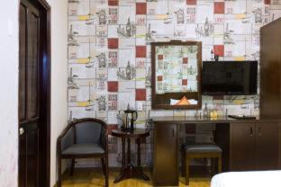 Little Brick Saigon Hotel - 3