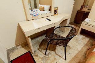Hotel Grand Rosela - Yogyakarta - 8