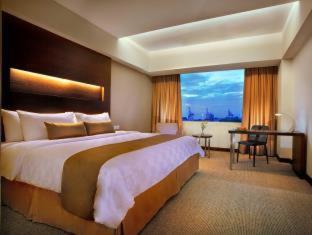 Aston Makassar Hotel & Convention Center - 3