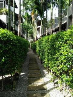 The Curve Residence - 5