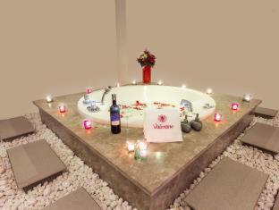Valentine Hotel - 3