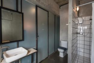 Westory Design Poshtel - Kanchanaburi City - 7
