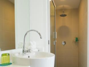 Modern Thai Suites - 2