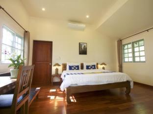 Monoceros Resort - 7