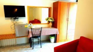 Hotel De Ratt - Cidade Phuket - 9