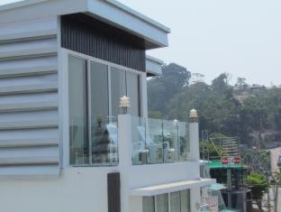 The Front Hotel and Apartments - Patong - 8