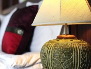 Arita Hotel Patong - 8