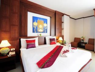 Arita Hotel Patong - 4