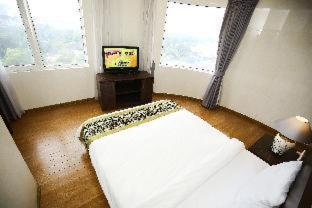 Danly Hotel - 4
