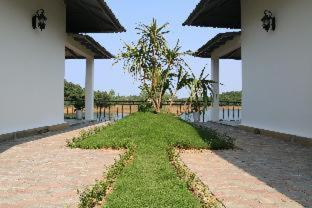 Phong Nha Lake House Resort - Phong Nha - 4