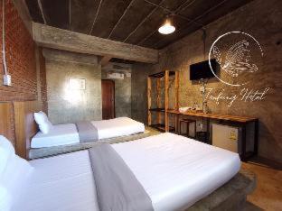 Ton Fang Hotel - 5