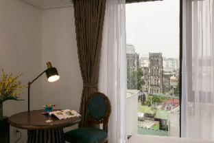 The Oriental Jade Hotel - 3