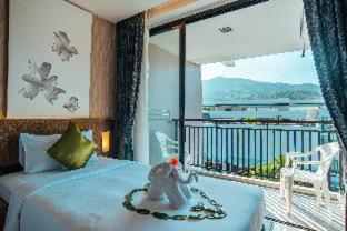 Citrus Patong Hotel by Compass Hospitality - 3