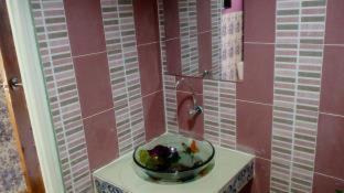 Rueangsrisiri Guesthouse 2 - 7
