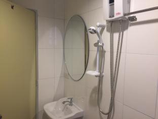 Nawaporn Place - 8
