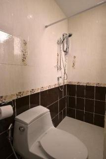 Gold Airport Suites - 7