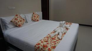 Gold Airport Suites - 1