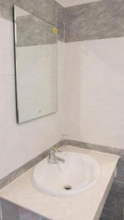 White Diamond Airport Hotel - Ho Chi Minh - 5