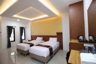 Nonghan Grand Hotel and Resort - 8