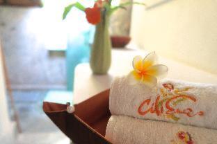 Cili Emas Oceanside Resort - 4