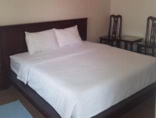 Sunshine Bungalow - 1