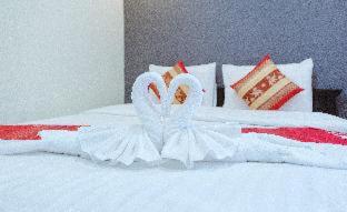Park & Pool Resort - 9