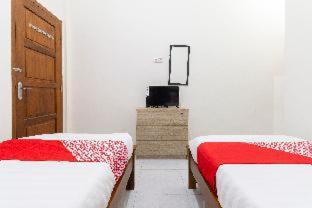 RedDoorz Syariah near Pakuwon Mall Jogja - Kejayan - 1